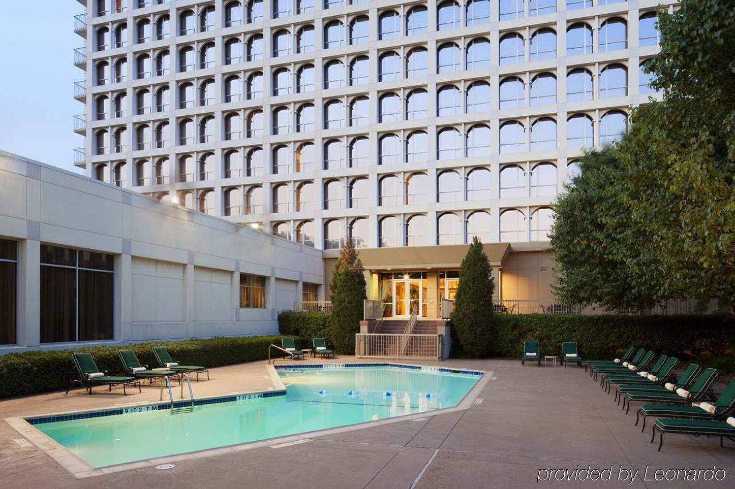 Doubletree By Hilton Dallas Market Center Instalações foto